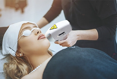 Dflaser Medical CE 2023 Novo laser de diodo 808nm máquina de remoção de pêlos a laser de diodo Preço de remoção de pêlos a laser de diodo